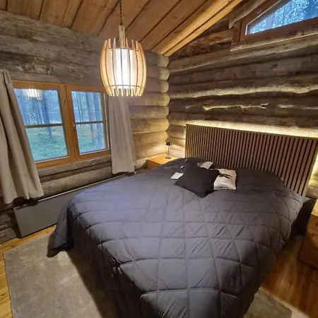 Peaceful 5br Lakeside | Sauna & Fireplace * Ruka