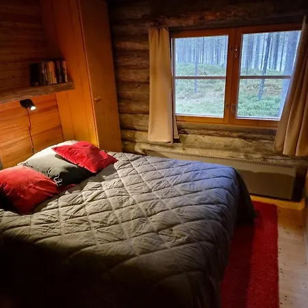 Peaceful 5br Lakeside | Sauna & Fireplace *