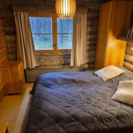 Villa Peaceful 5br Lakeside | Sauna & Fireplace